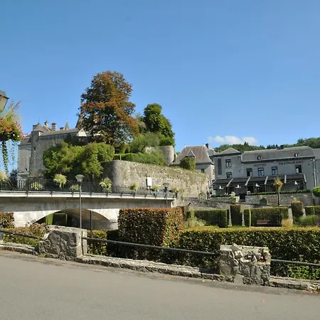 L'atelier De *